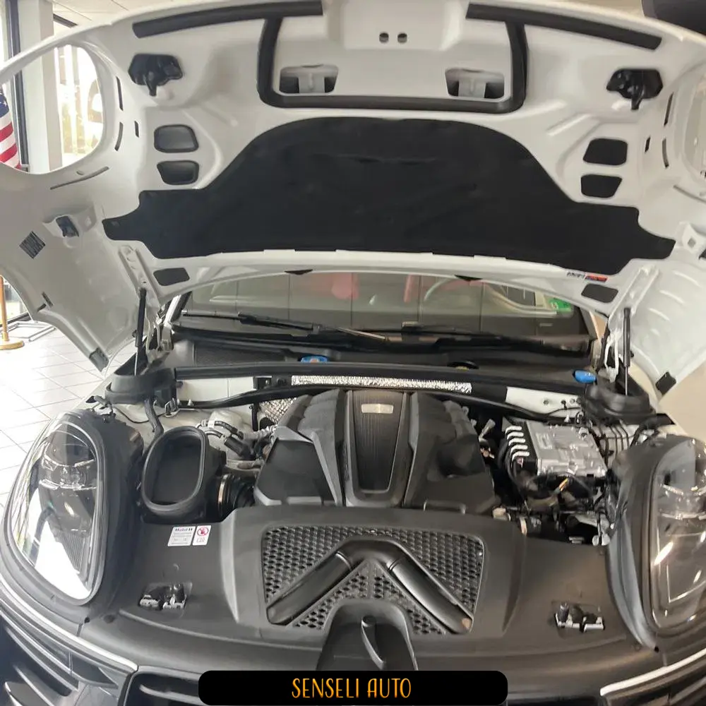 2024 Porsche Macan S