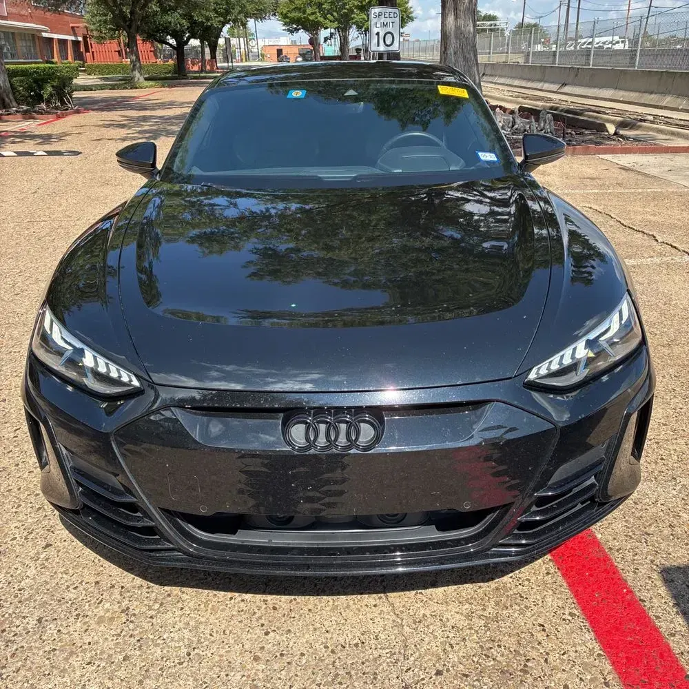 2023 Audi e-tron GT Premium Plus