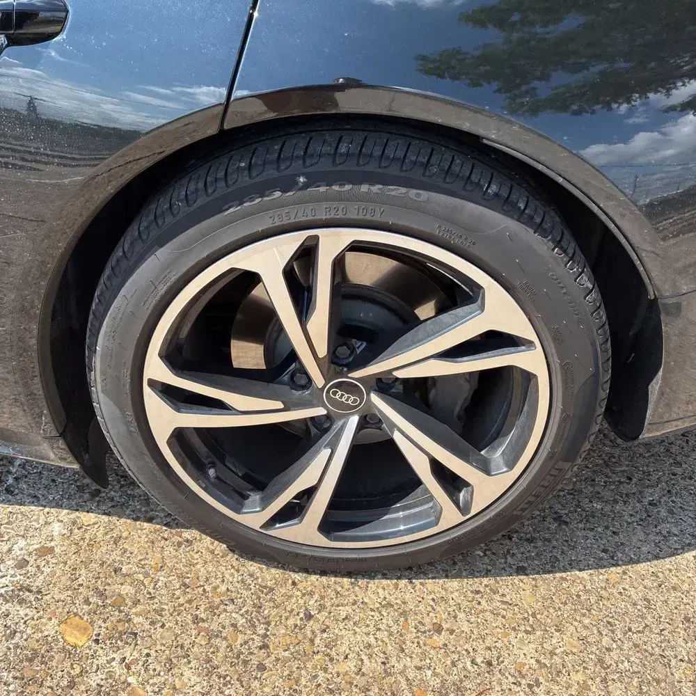 2023 Audi e-tron GT Premium Plus