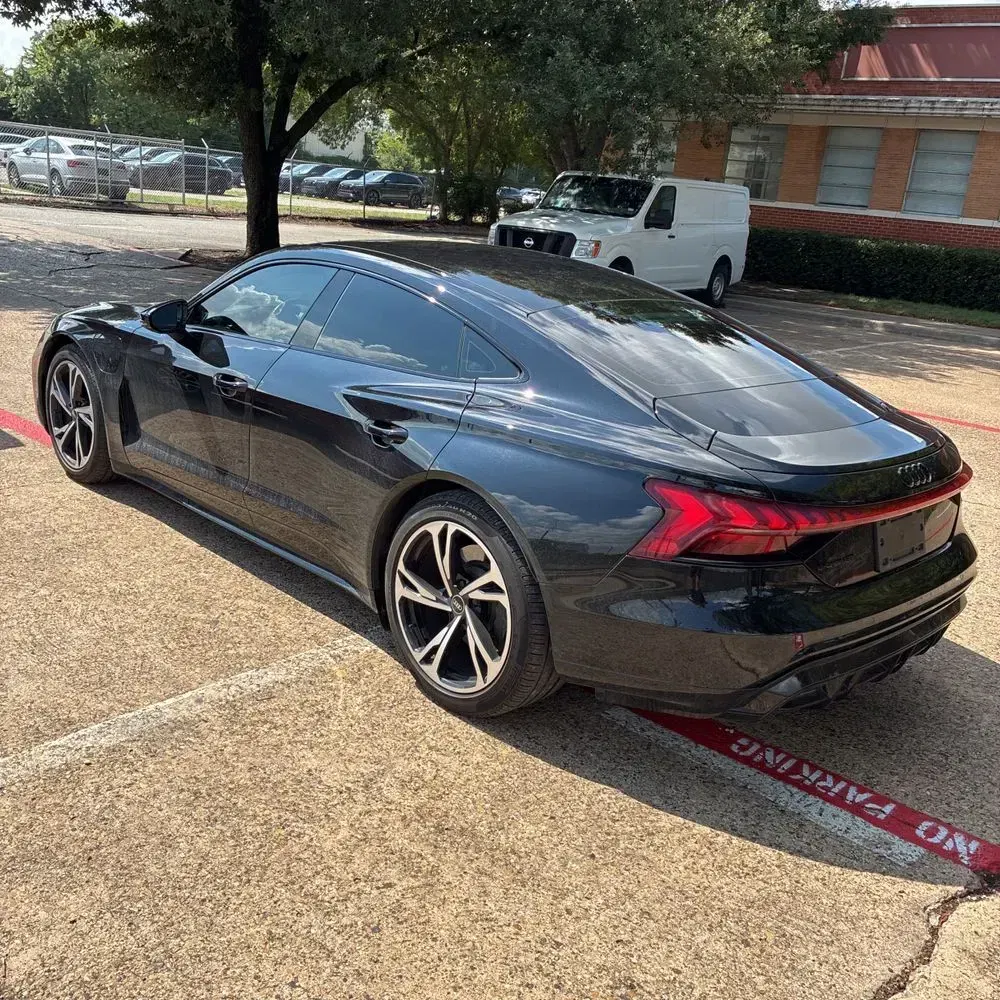 2023 Audi e-tron GT Premium Plus
