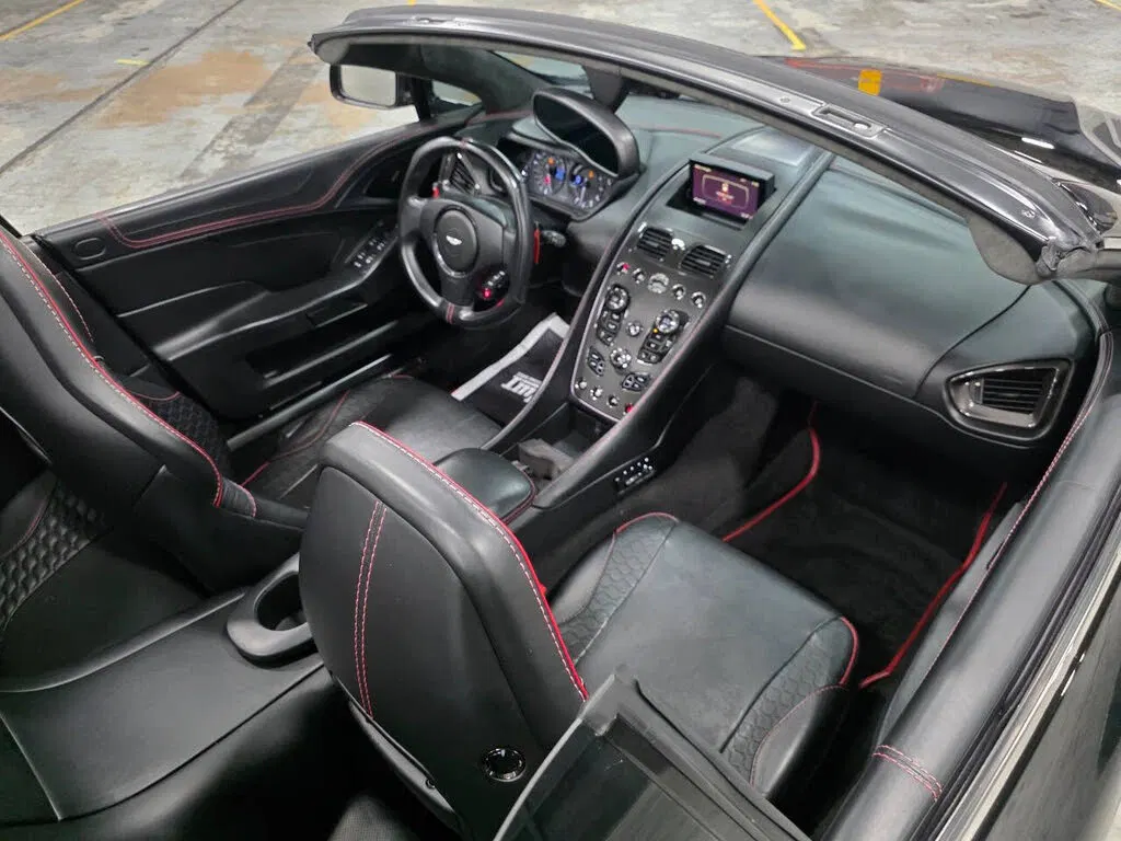2014 Aston Martin Vanquish Volante Convertible RWD