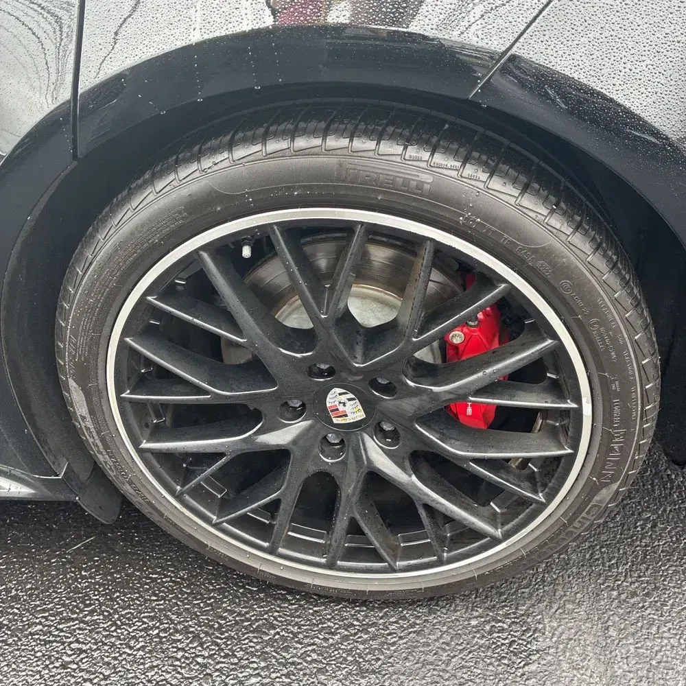 2019 Porsche Panamera GTS