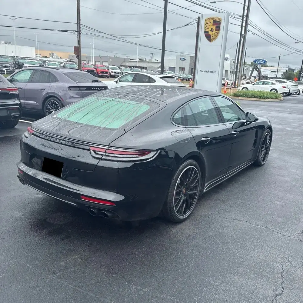 2019 Porsche Panamera GTS