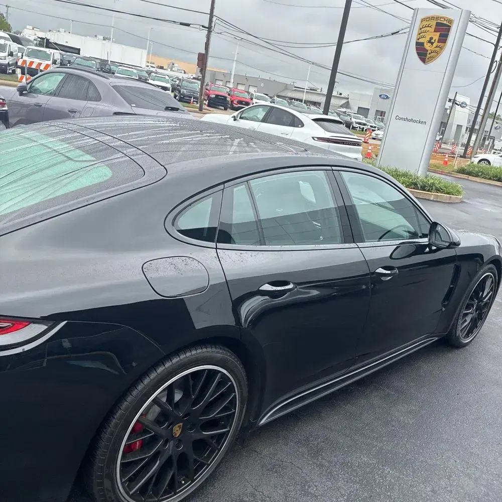 2019 Porsche Panamera GTS