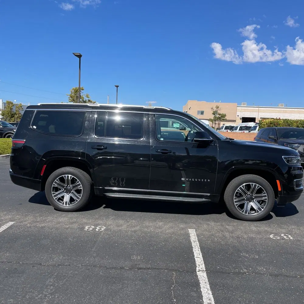 2024 Jeep Wagoneer Series II