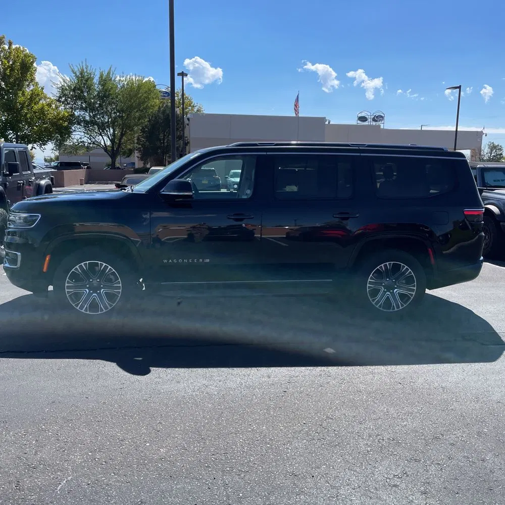 2024 Jeep Wagoneer Series II