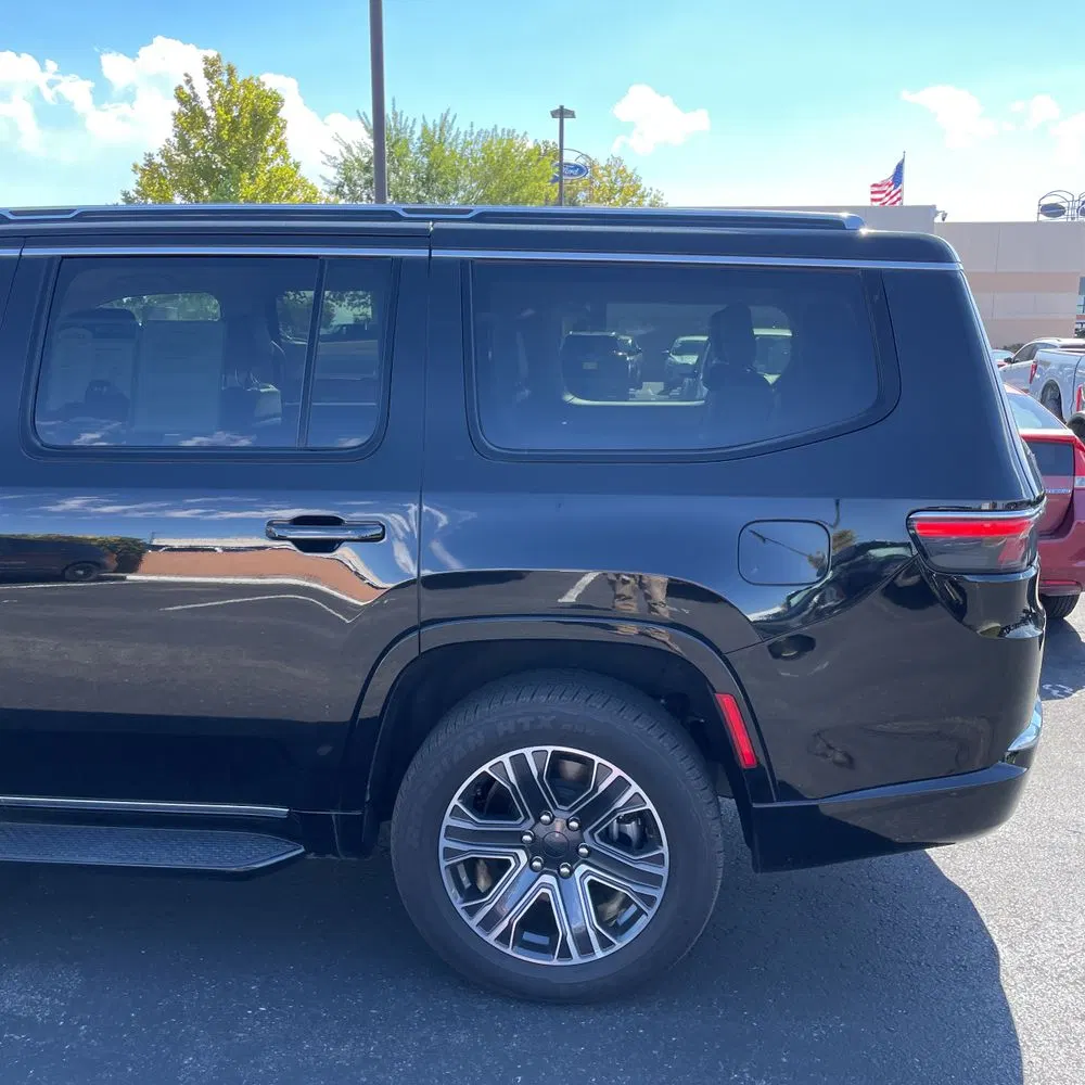 2024 Jeep Wagoneer Series II