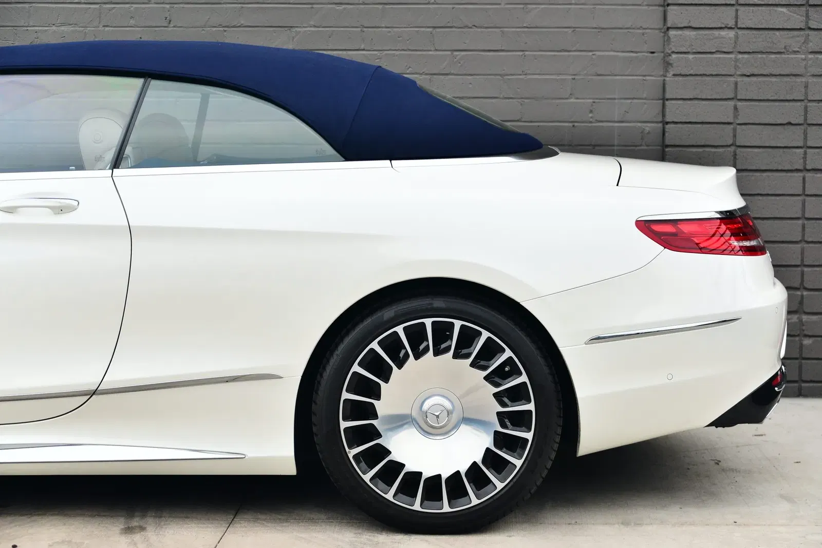 2,700-Mile 2017 Mercedes-Maybach S650 Cabriolet