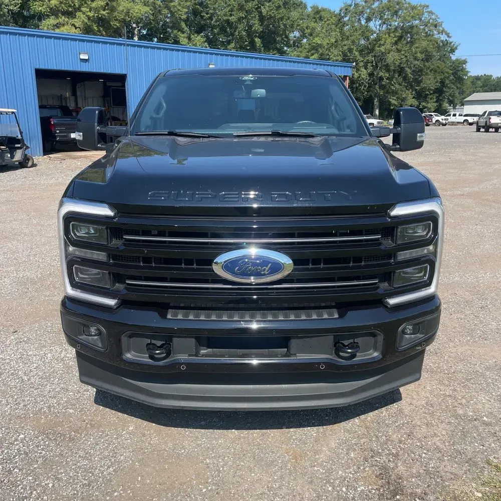 2025 Ford F-250 Super Duty Platinum