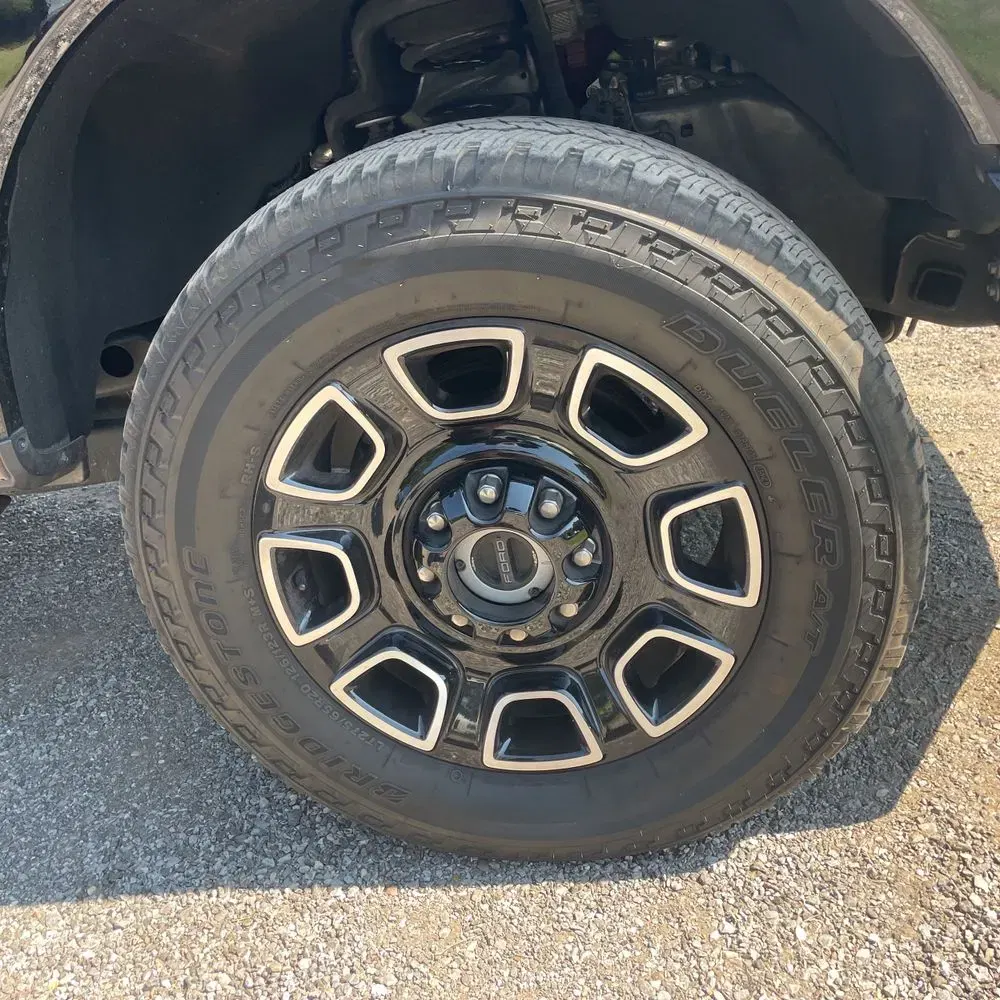2025 Ford F-250 Super Duty Platinum