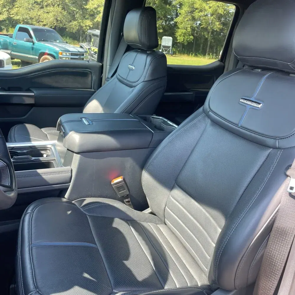 2025 Ford F-250 Super Duty Platinum