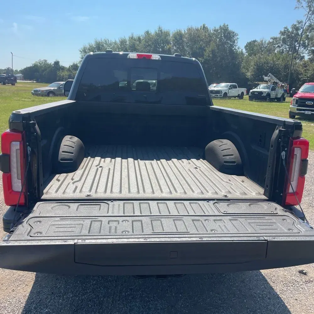 2025 Ford F-250 Super Duty Platinum