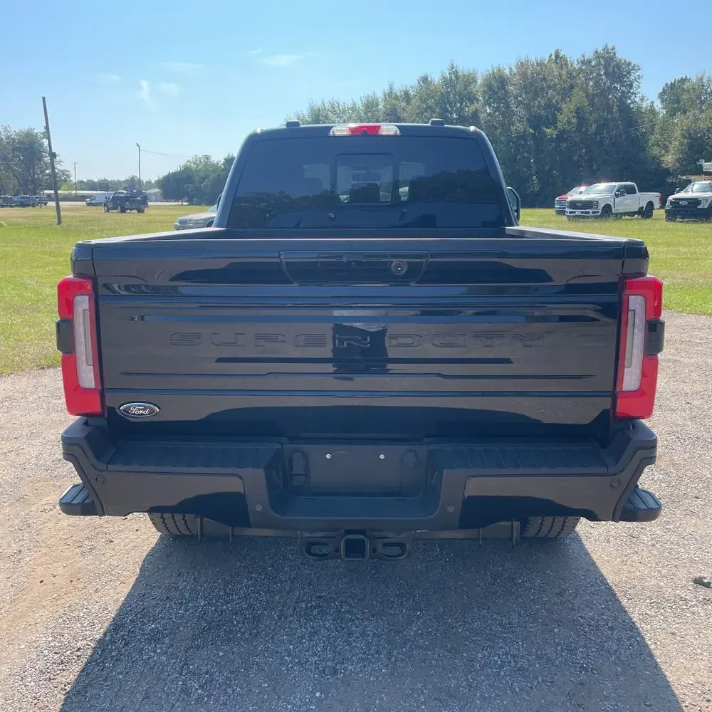 2025 Ford F-250 Super Duty Platinum