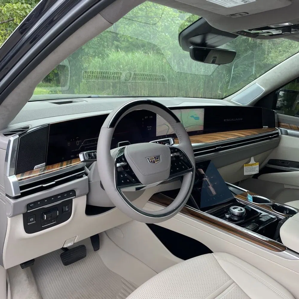2025 Cadillac Escalade ESV Sport Platinum