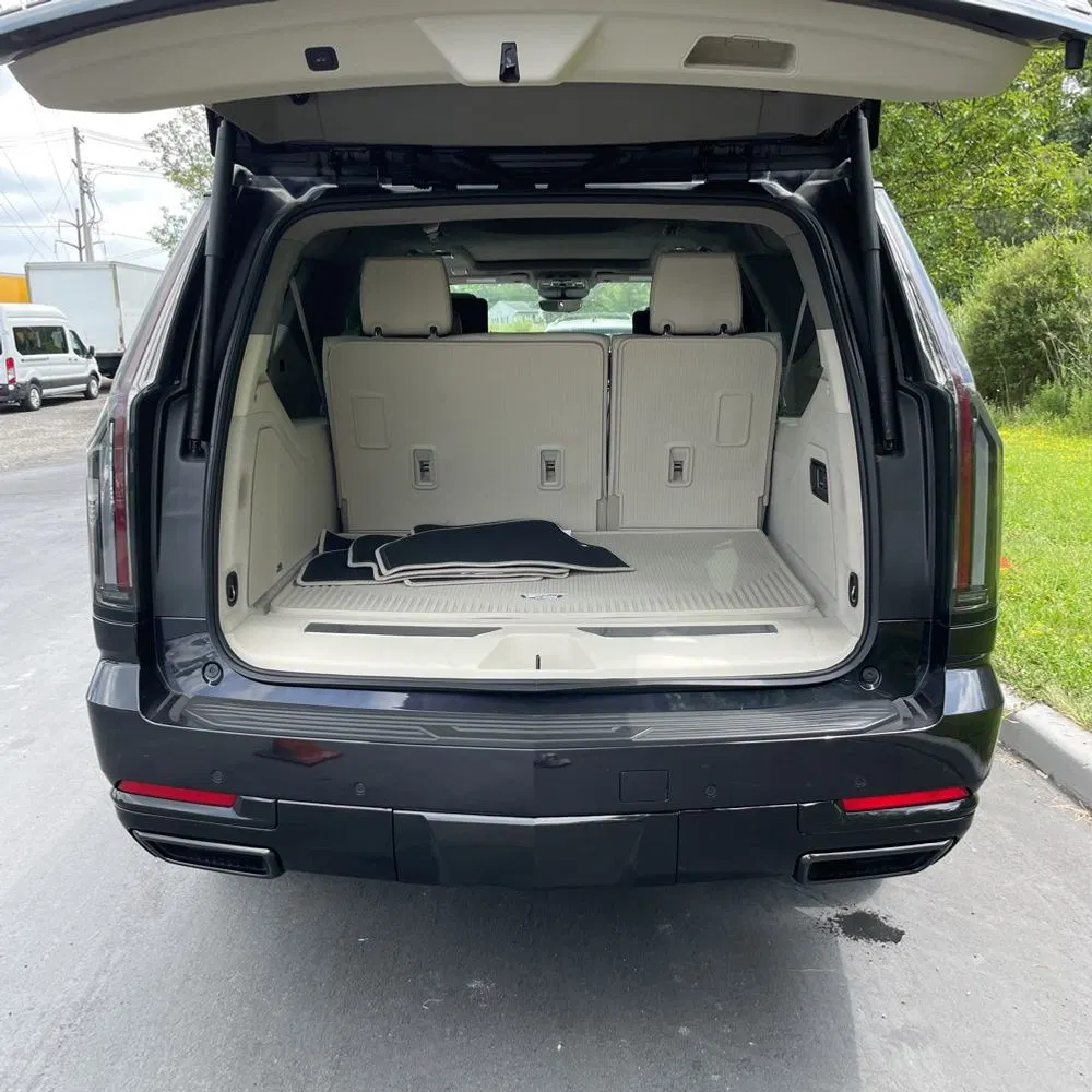 2025 Cadillac Escalade ESV Sport Platinum