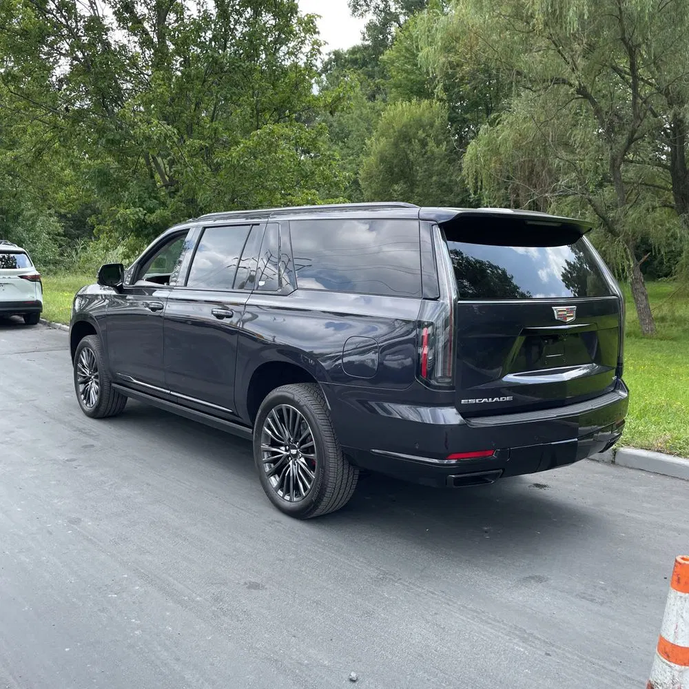 2025 Cadillac Escalade ESV Sport Platinum