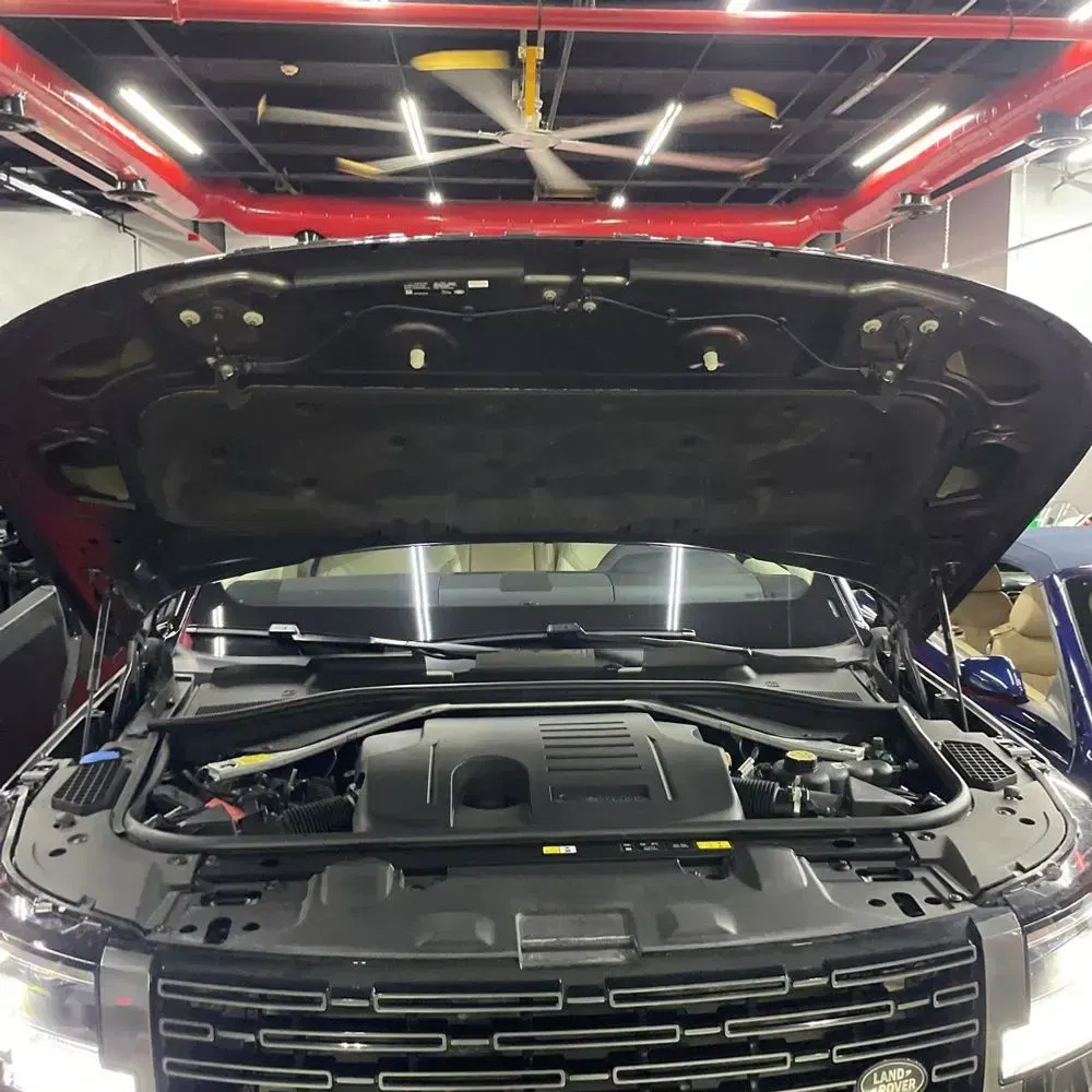 2023 Land Rover Range Rover SE