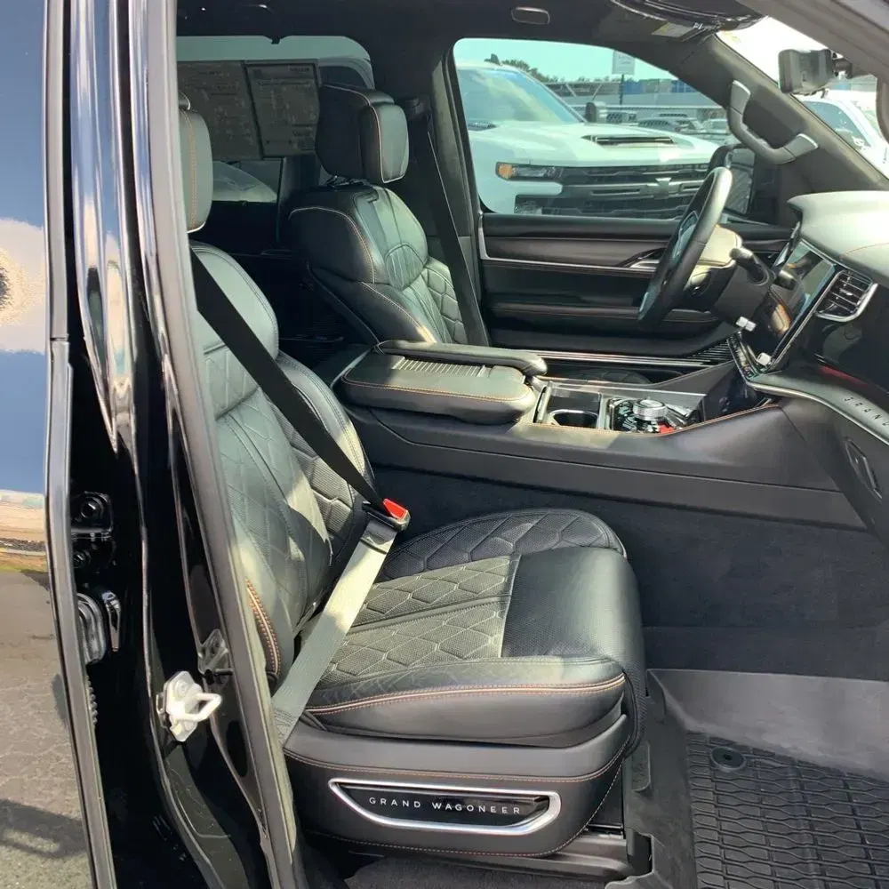 2024 Jeep Grand Wagoneer L Series III Obsidian
