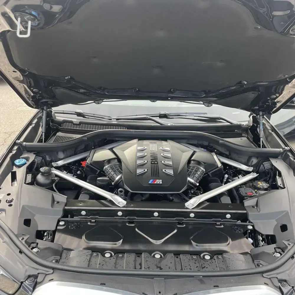 2026 BMW X5 M60i