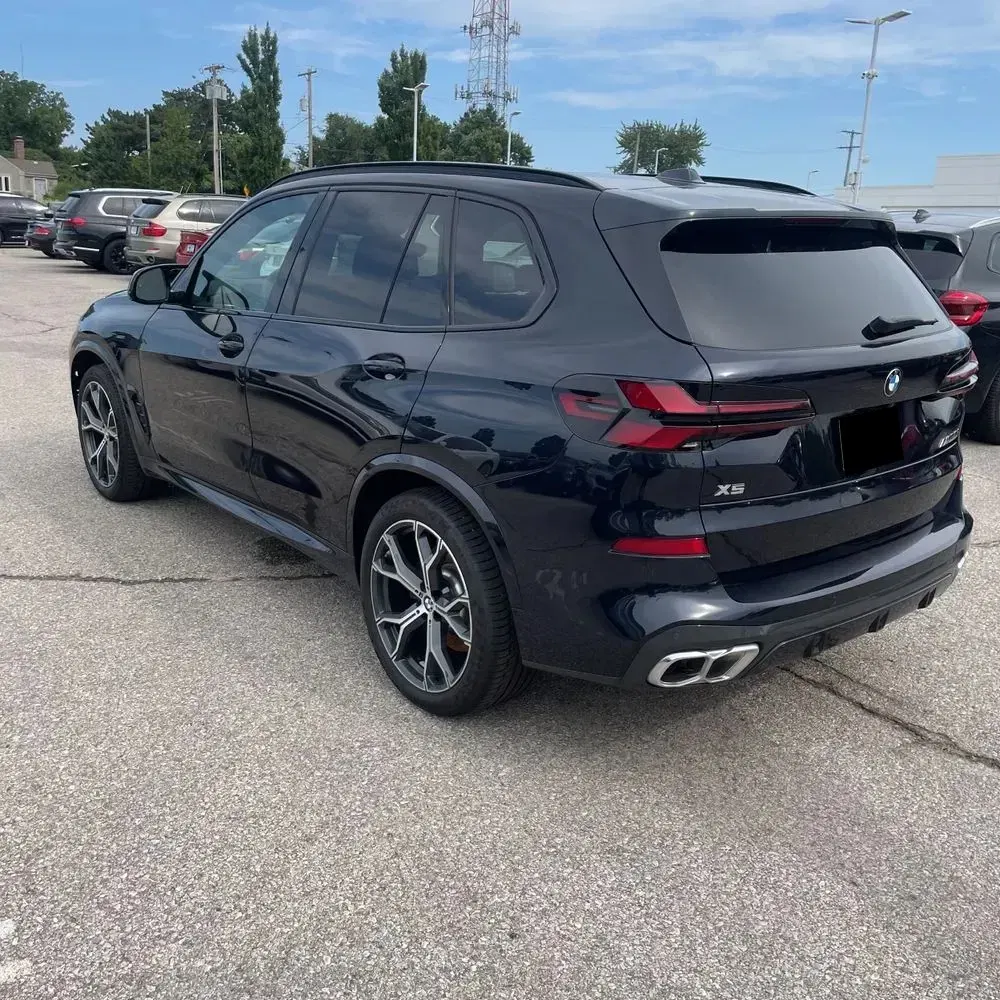 2026 BMW X5 M60i