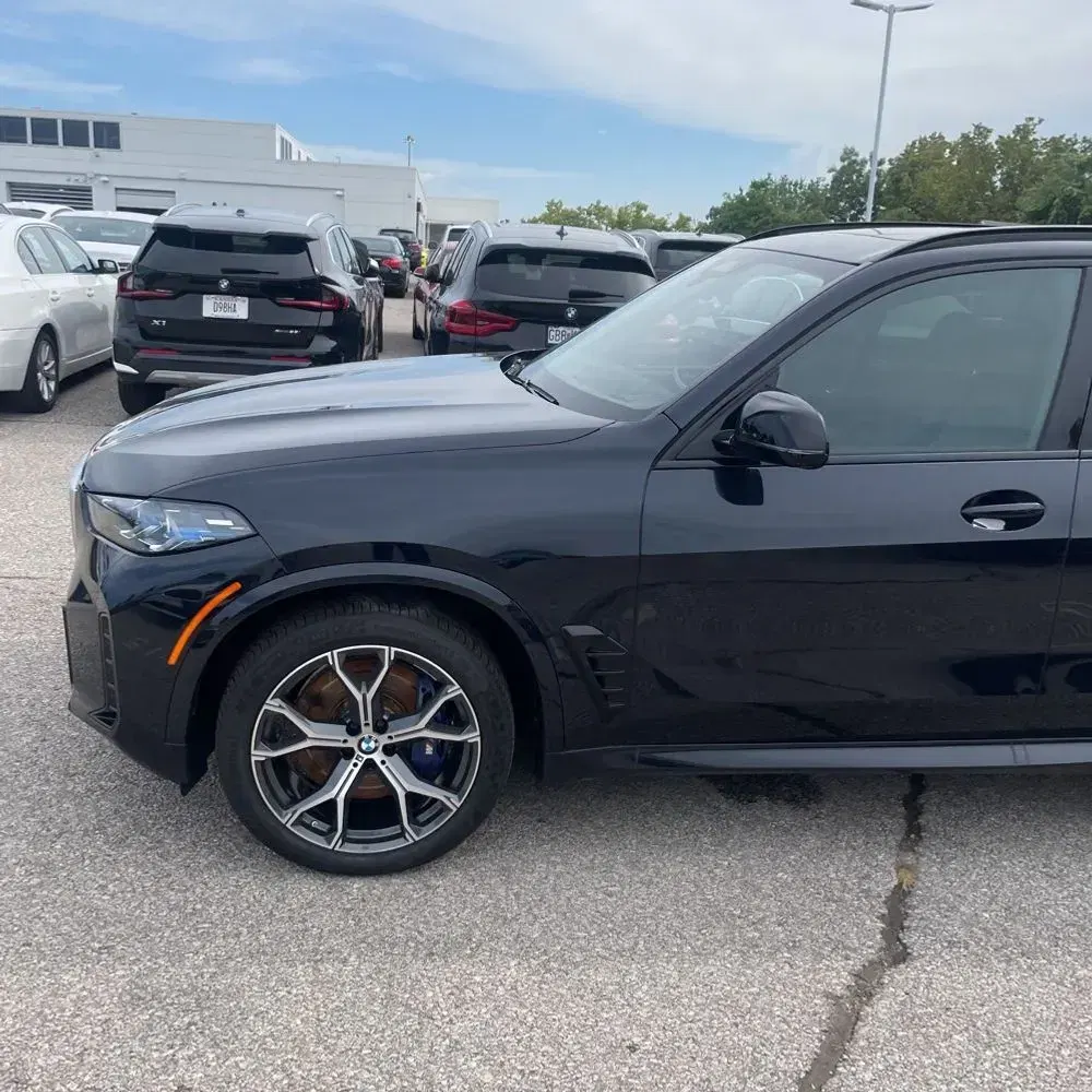 2026 BMW X5 M60i