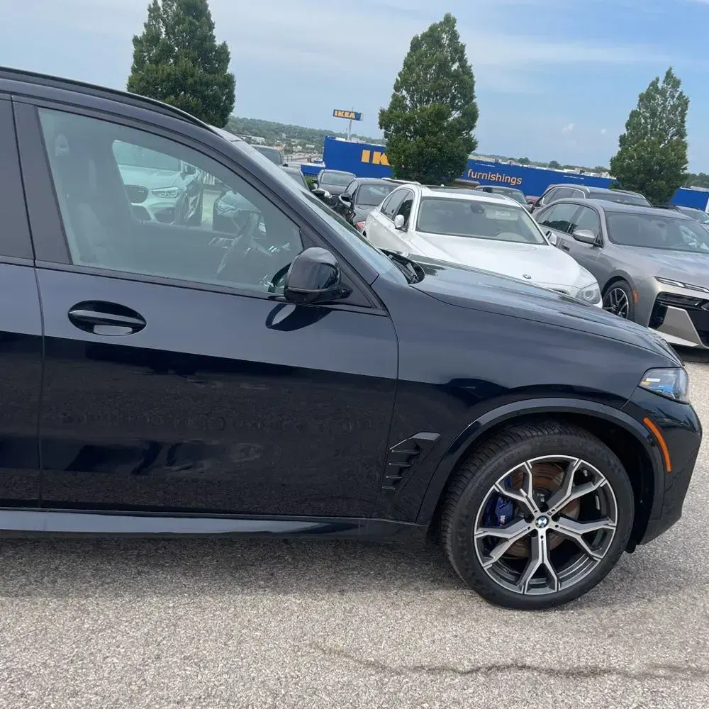2026 BMW X5 M60i