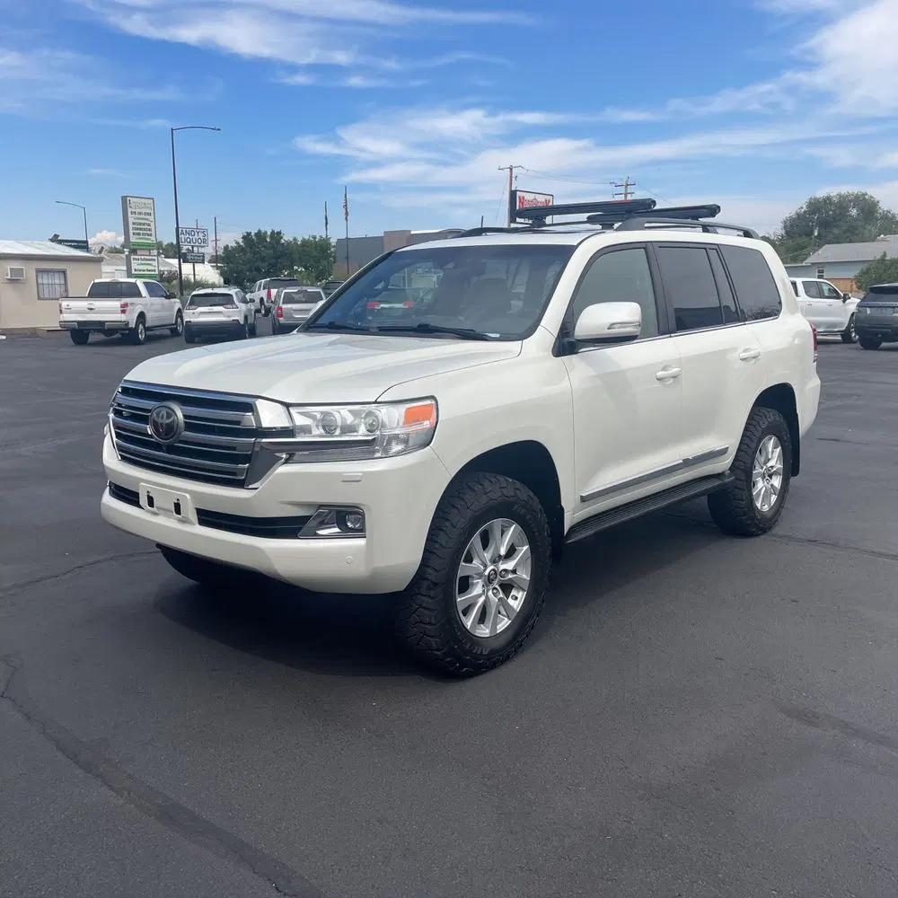 2019 Toyota Land Cruiser Base