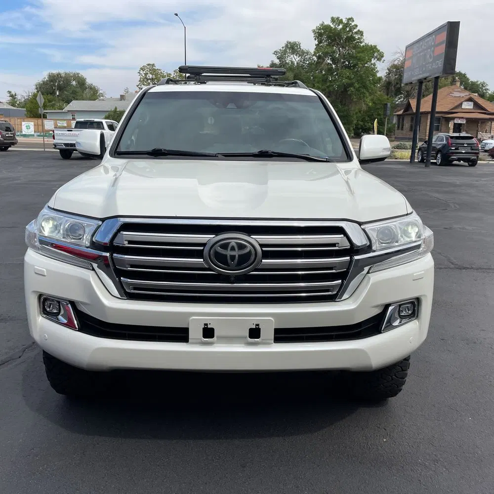 2019 Toyota Land Cruiser Base