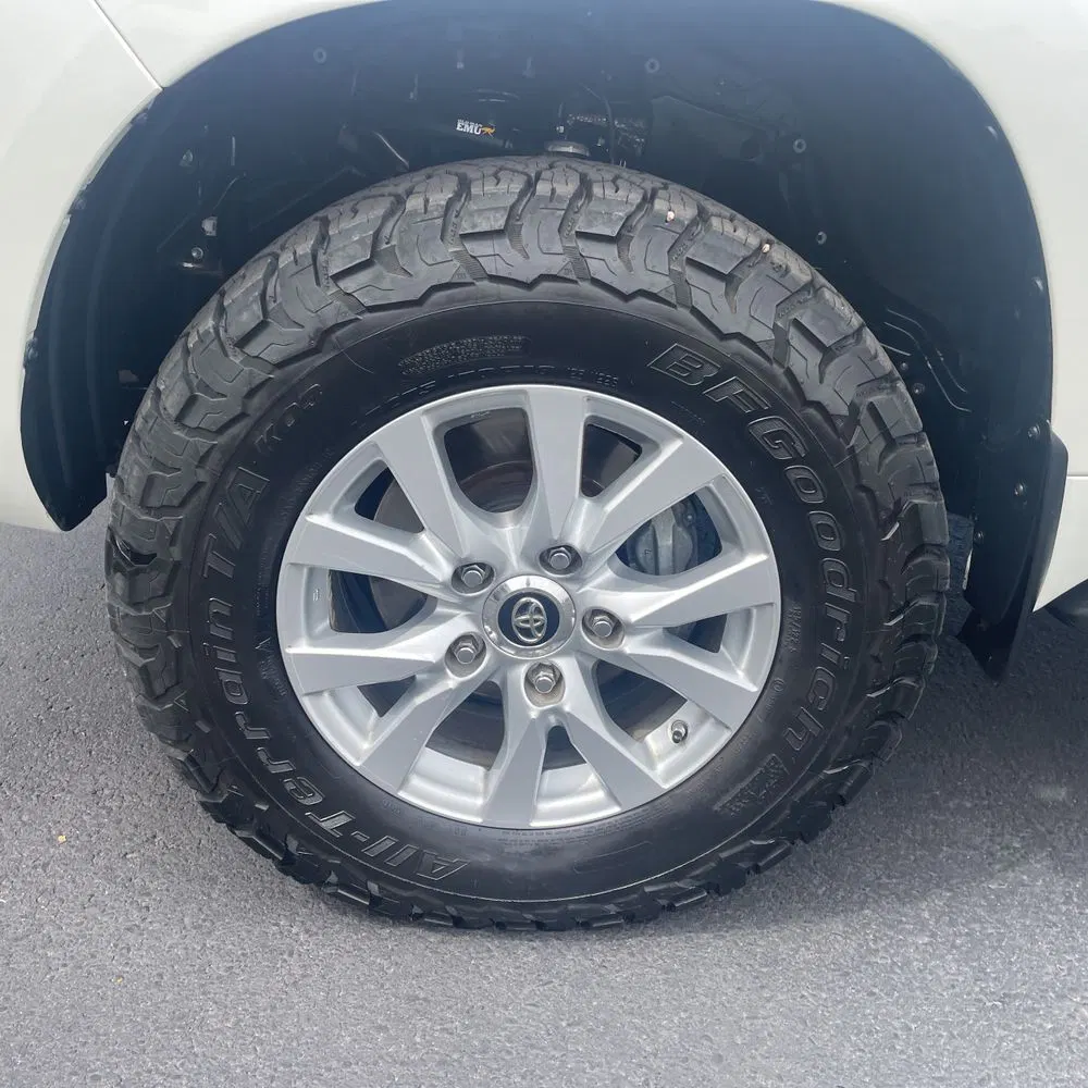 2019 Toyota Land Cruiser Base