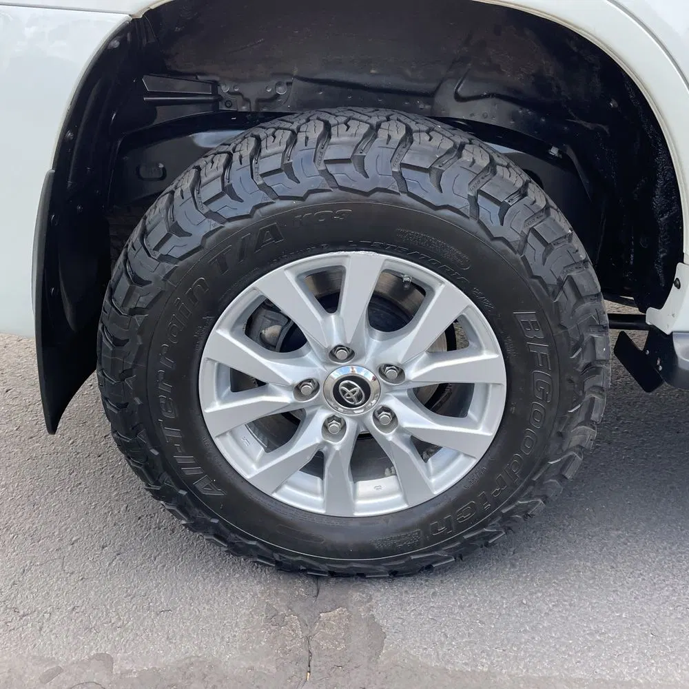 2019 Toyota Land Cruiser Base