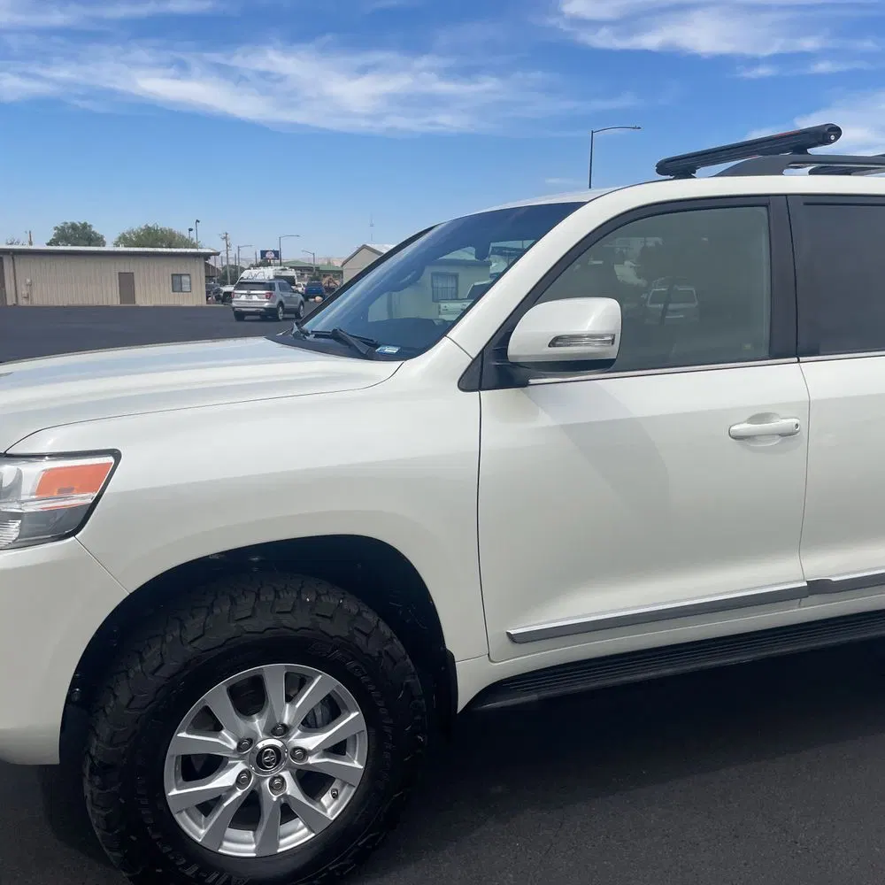 2019 Toyota Land Cruiser Base