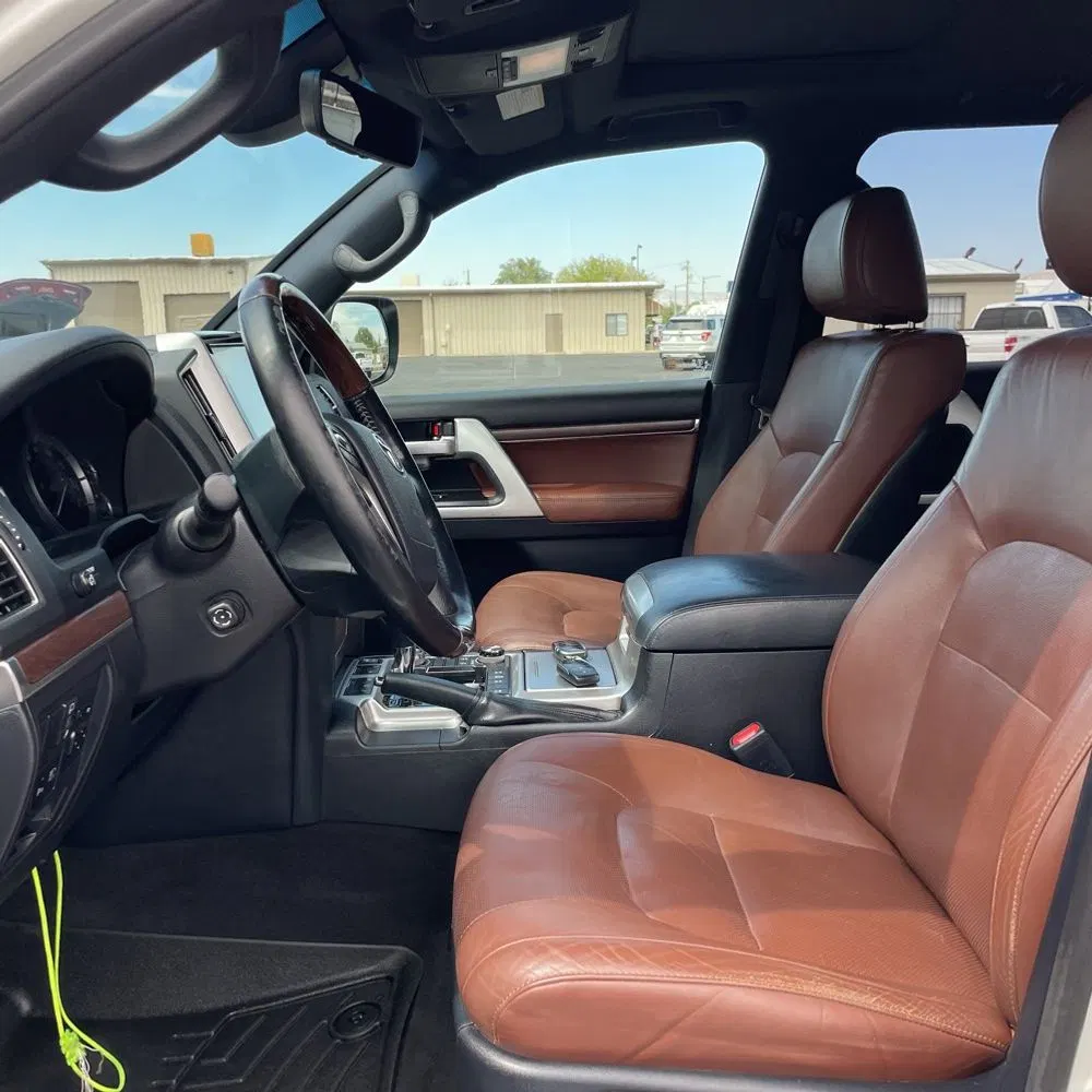 2019 Toyota Land Cruiser Base