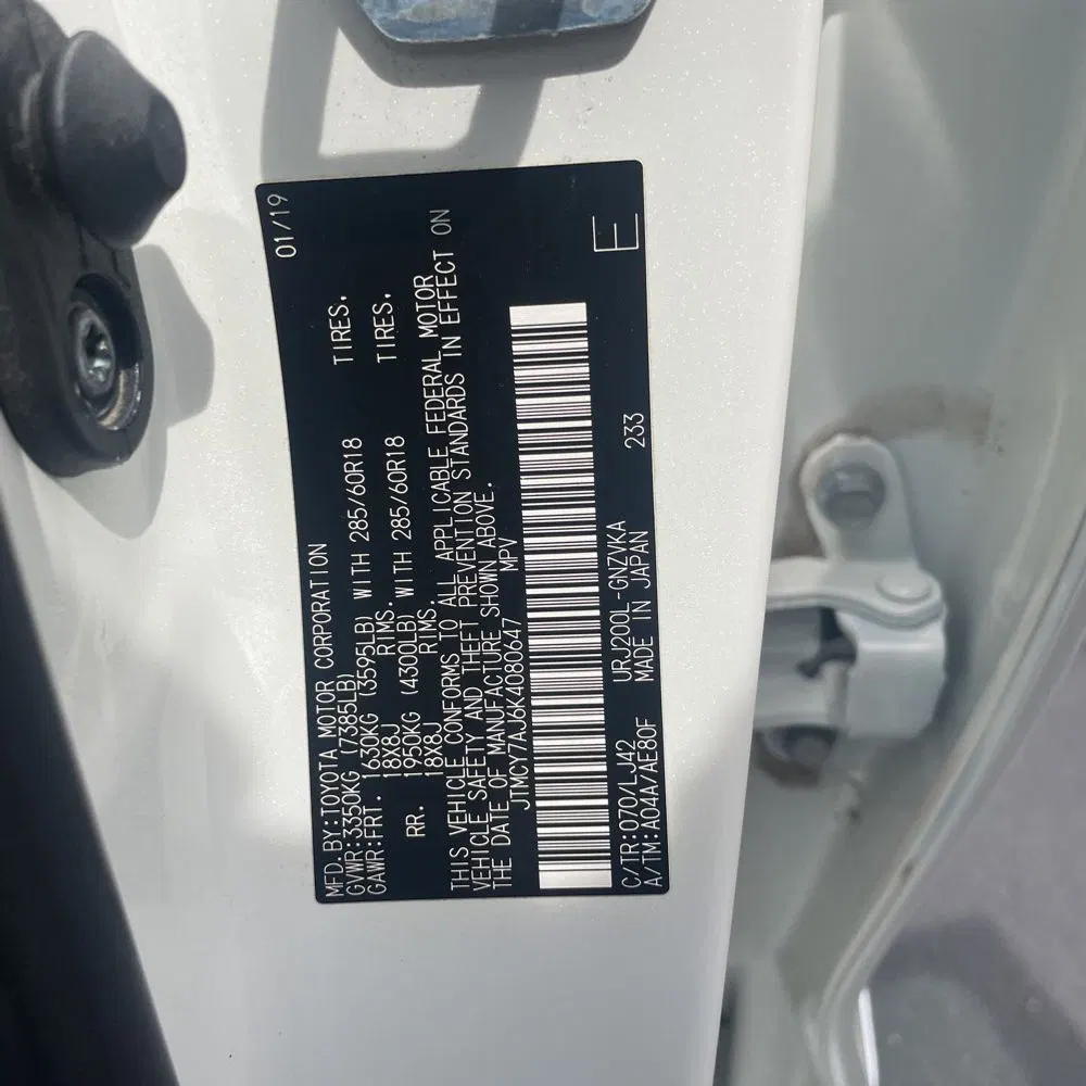 2019 Toyota Land Cruiser Base
