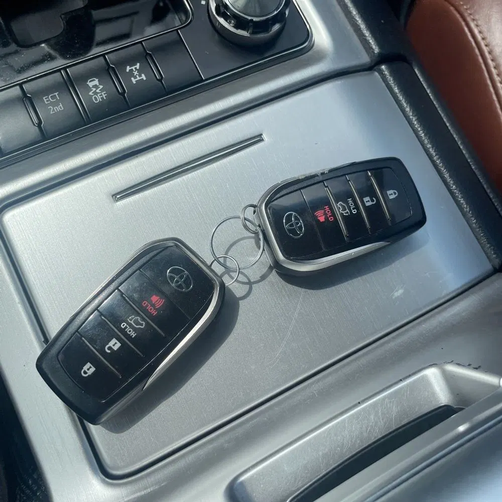 2019 Toyota Land Cruiser Base
