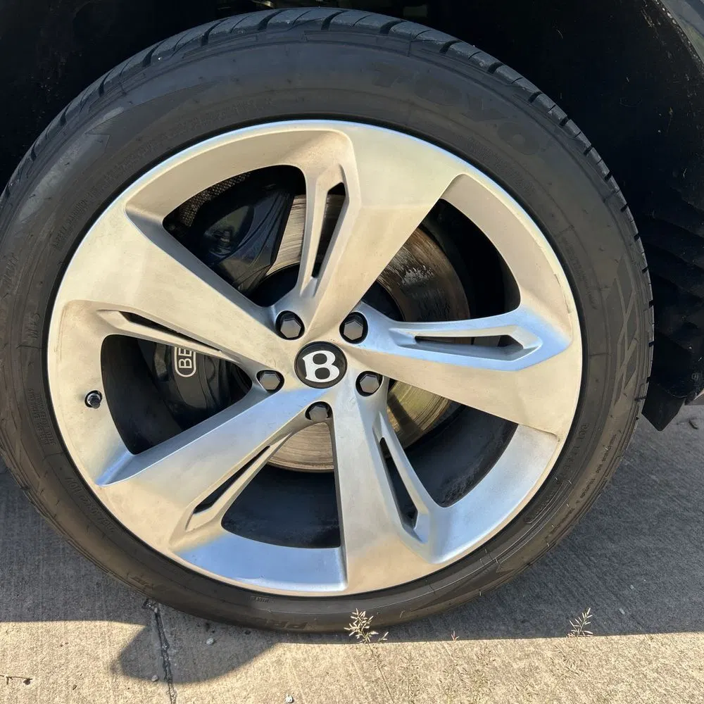 2017 Bentley Bentayga Base