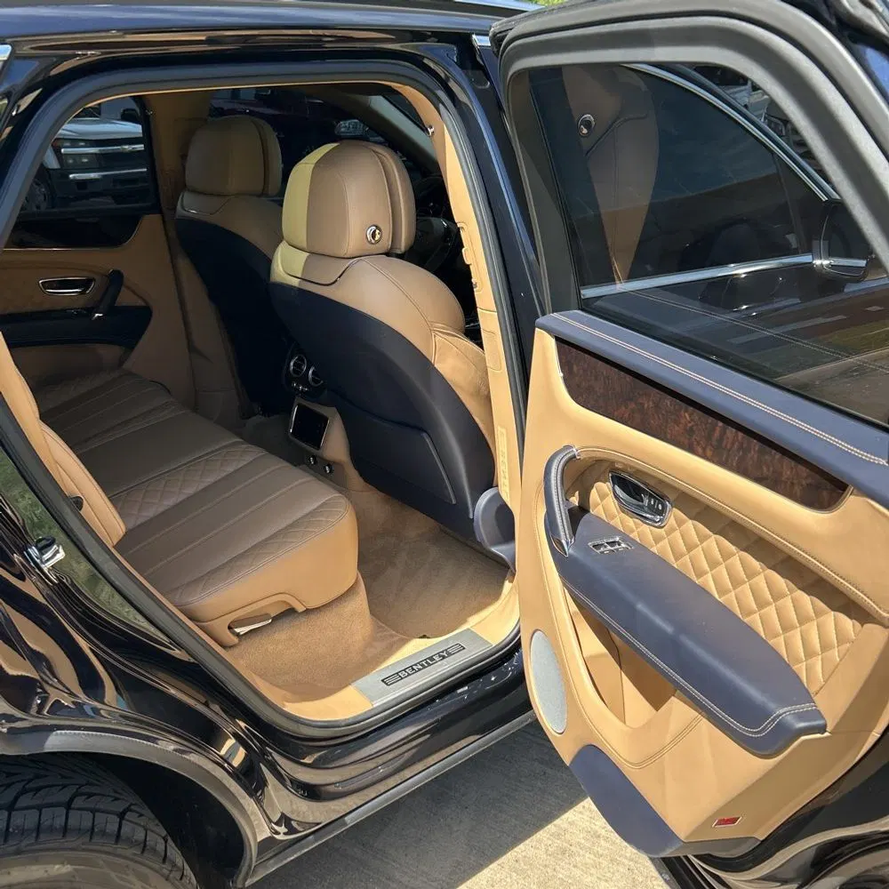 2017 Bentley Bentayga Base