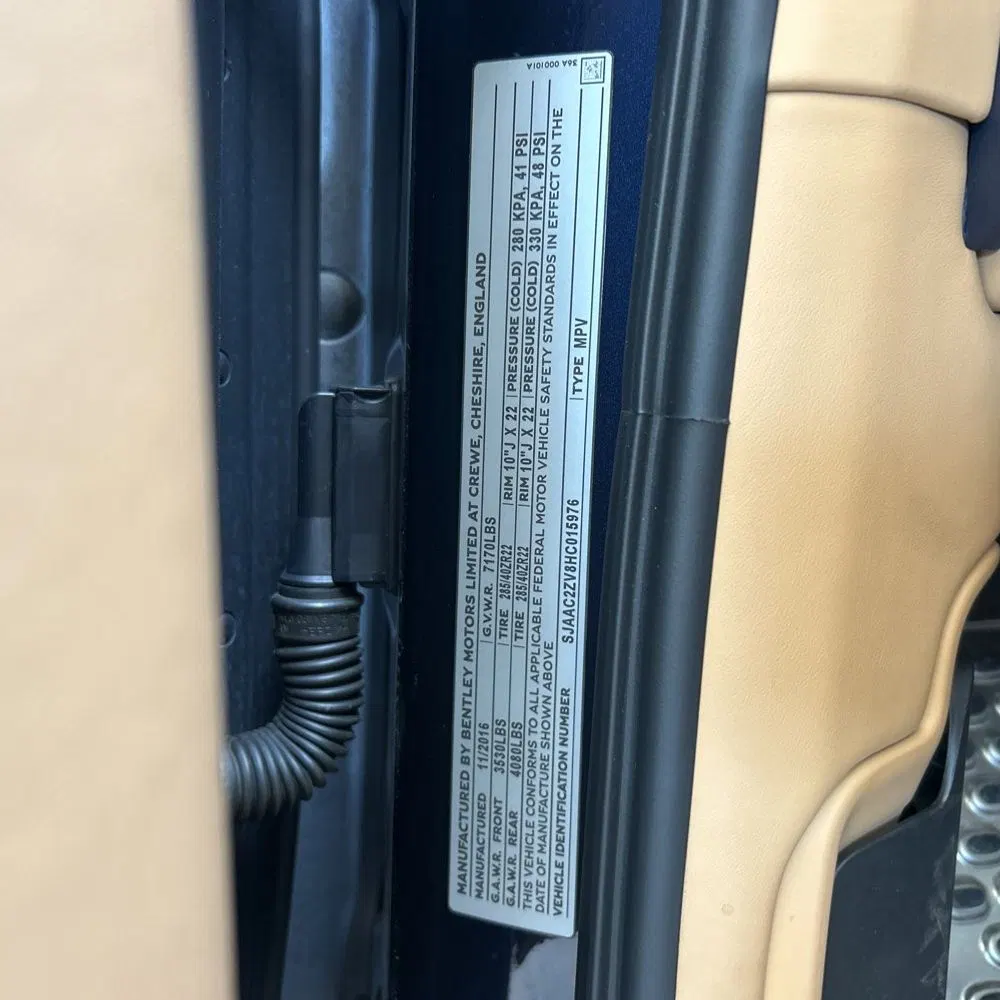 2017 Bentley Bentayga Base