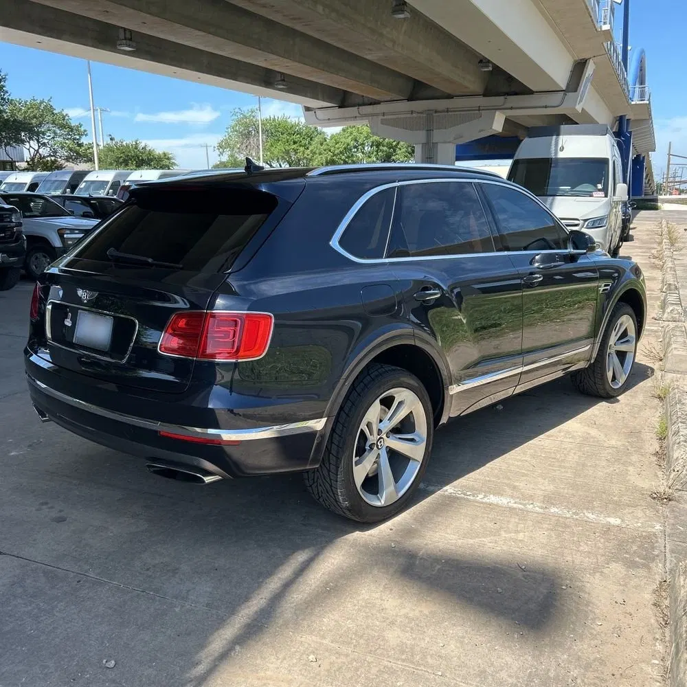 2017 Bentley Bentayga Base