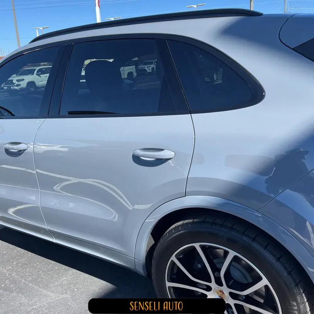 2024 Porsche Cayenne Base