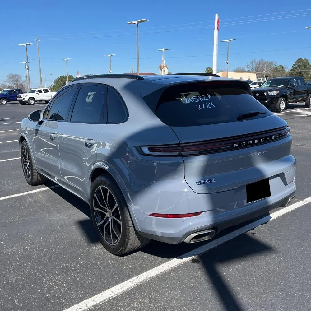 2024 Porsche Cayenne Base