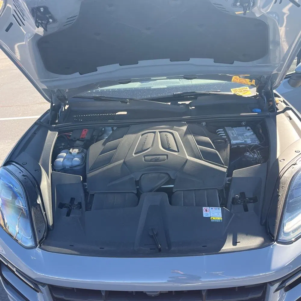 2024 Porsche Cayenne Base