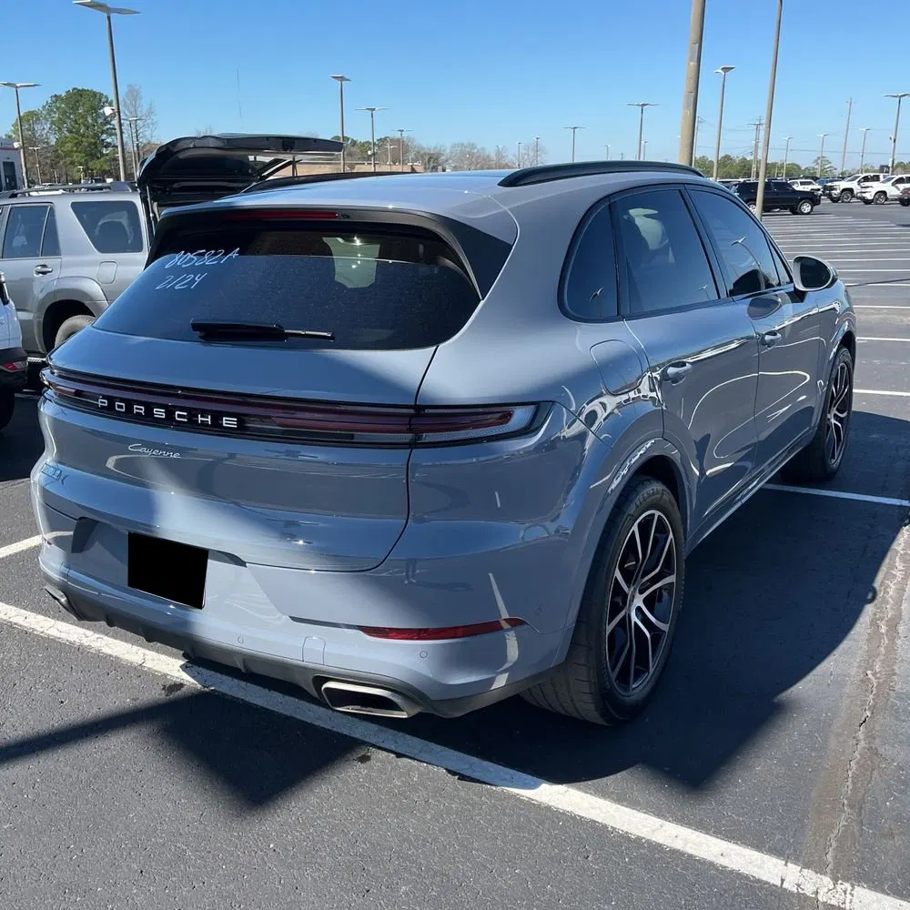 2024 Porsche Cayenne Base