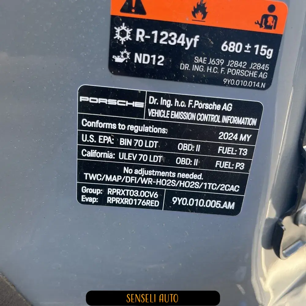 2024 Porsche Cayenne Base