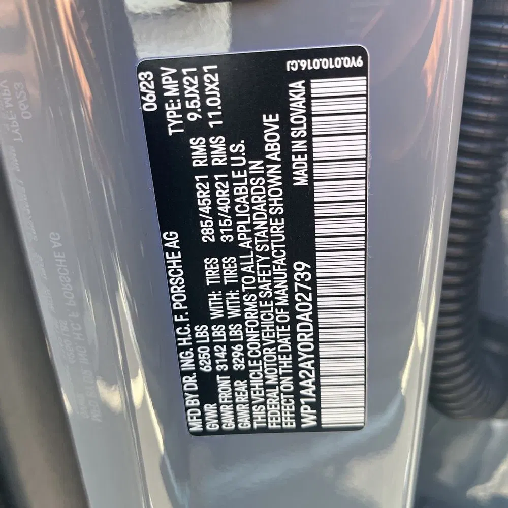 2024 Porsche Cayenne Base