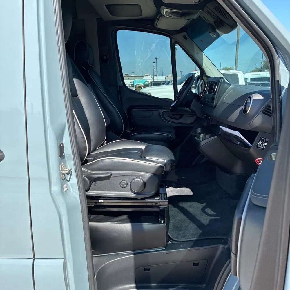2022 Mercedes-Benz Sprinter 2500 High Roof Wagon 6cyl 170WB