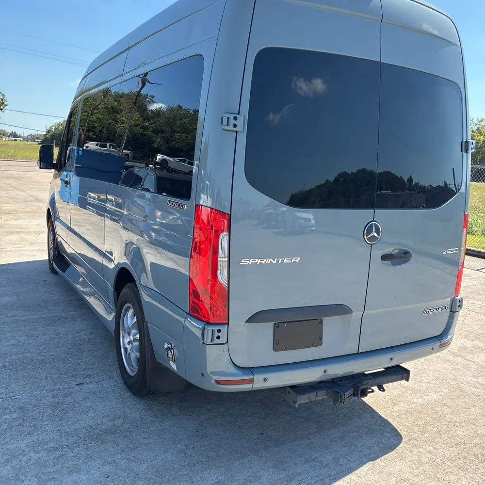 2022 Mercedes-Benz Sprinter 2500 High Roof Wagon 6cyl 170WB