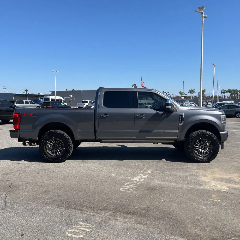 2022 Ford F-350 Super Duty Platinum