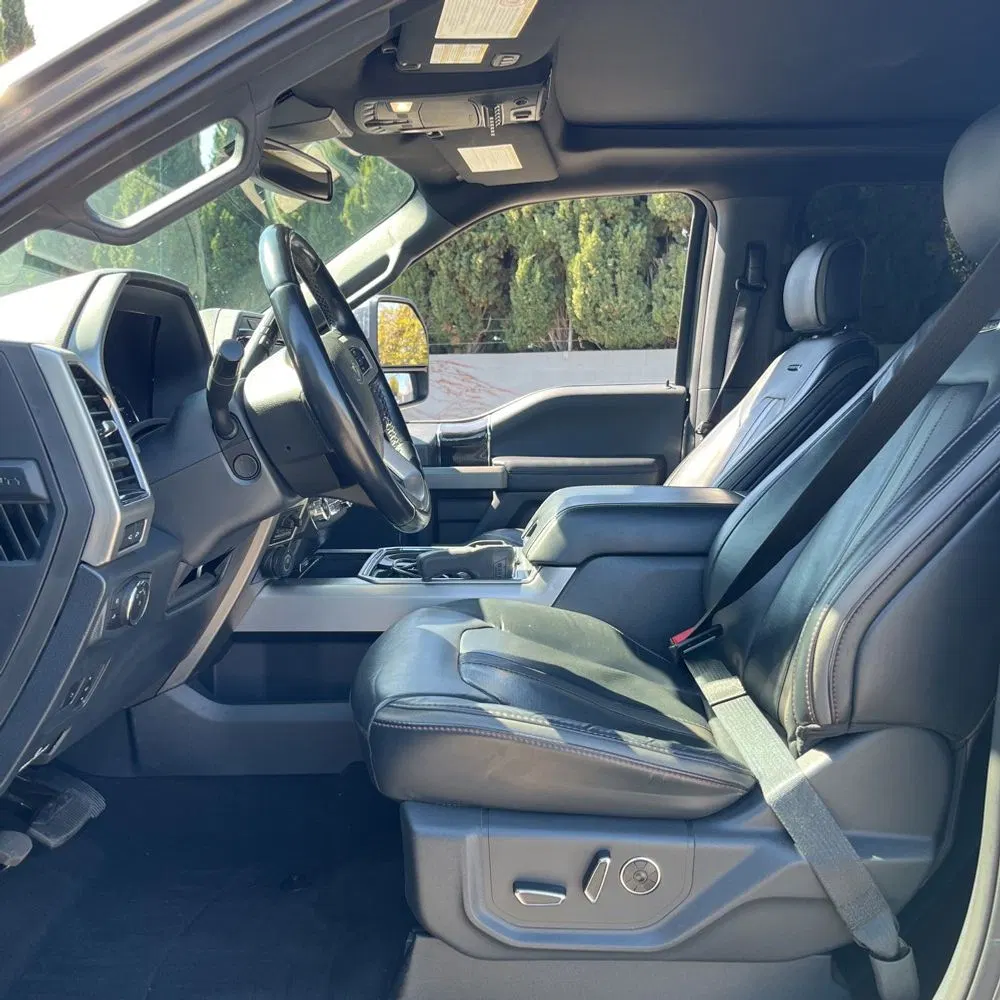 2022 Ford F-350 Super Duty Platinum