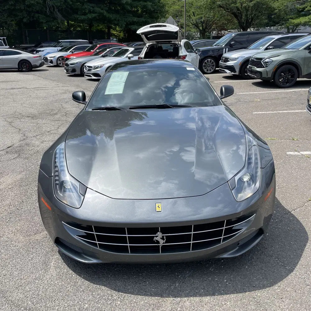 2016 Ferrari FF Base
