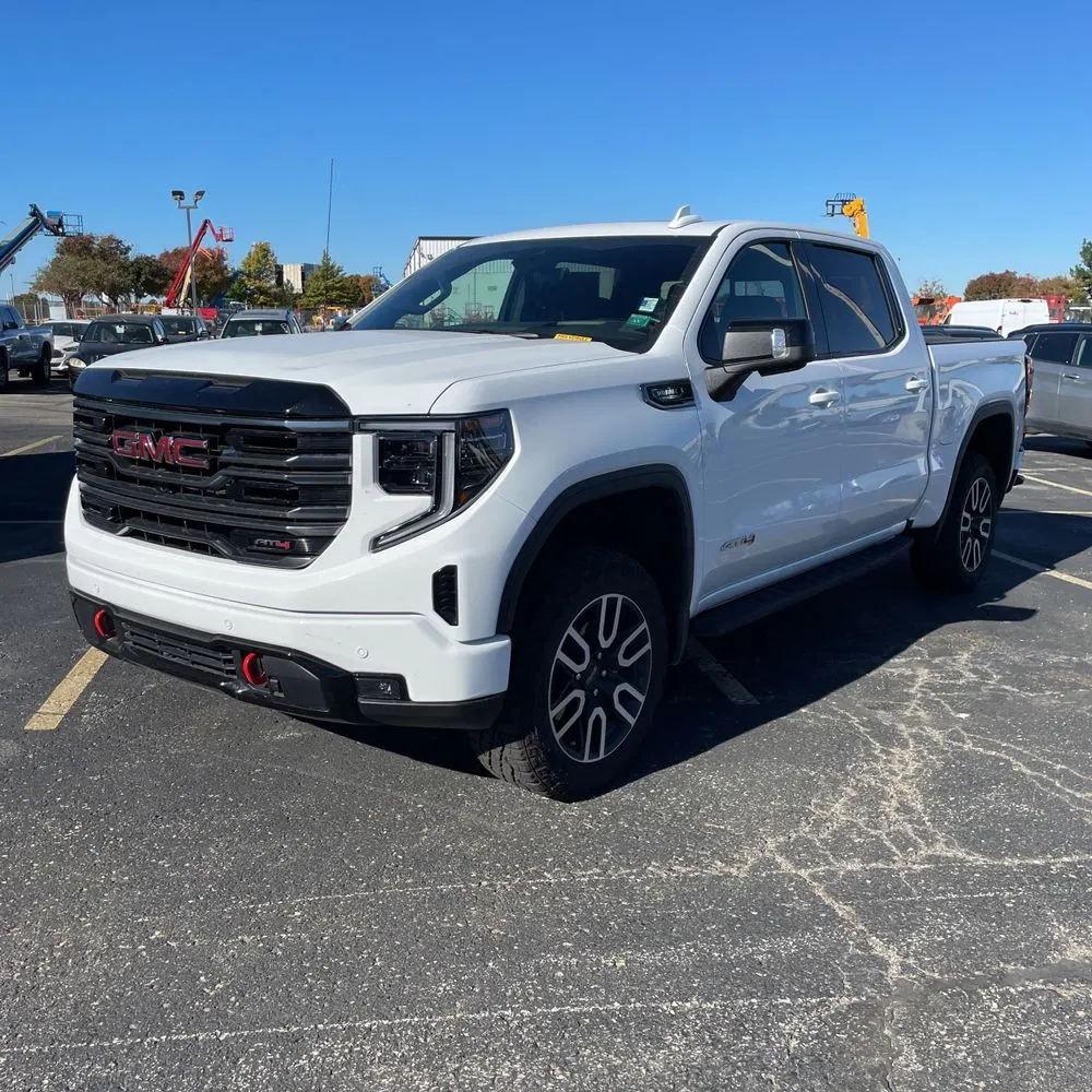 2025 GMC Sierra 1500 AT4